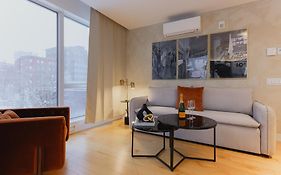 Rozenhaus Montreal Hotel